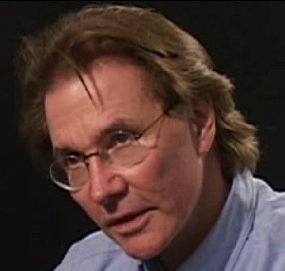 Фото - Джошуа Синклэр: 285x271 / 12 Кб