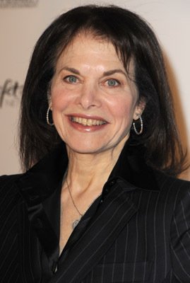 Фото - Шерри Лэнсинг: 269x400 / 19 Кб