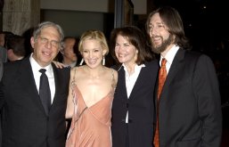 Фото - Шерри Лэнсинг: 257x165 / 11 Кб