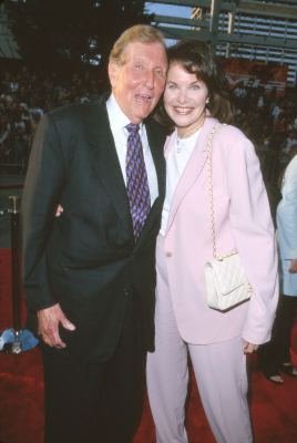 Фото - Шерри Лэнсинг: 268x400 / 19 Кб