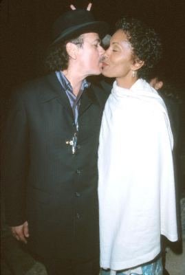 Фото - Карлос Сантана: 269x400 / 14 Кб