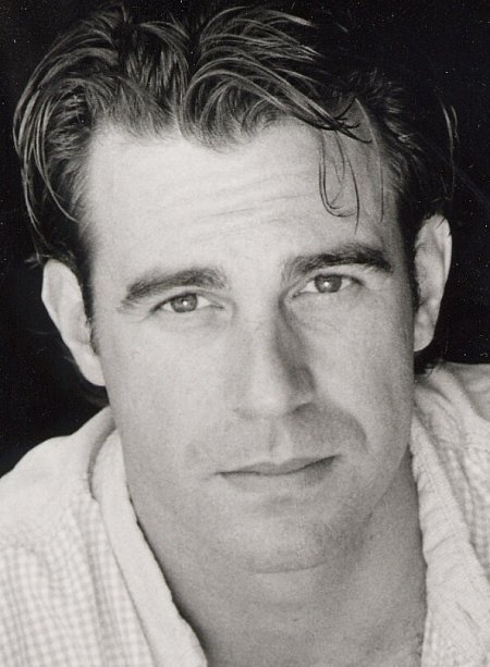 Фото - Джон Миз: 450x613 / 54 Кб