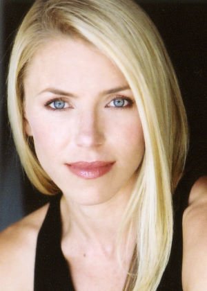 Фото - Andrea C. Robinson: 300x420 / 21 Кб