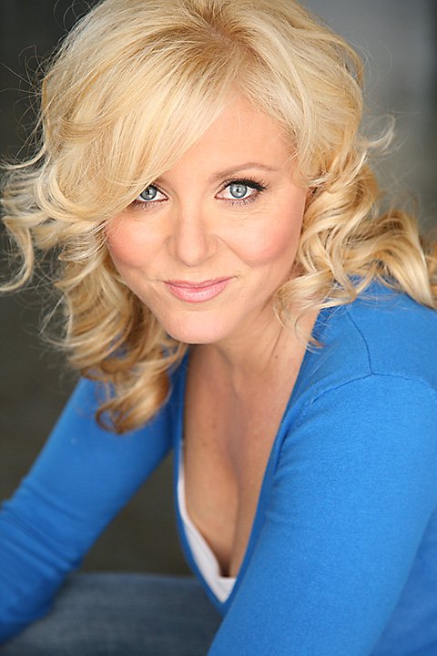 Фото - Noel Thurman: 480x720 / 65 Кб