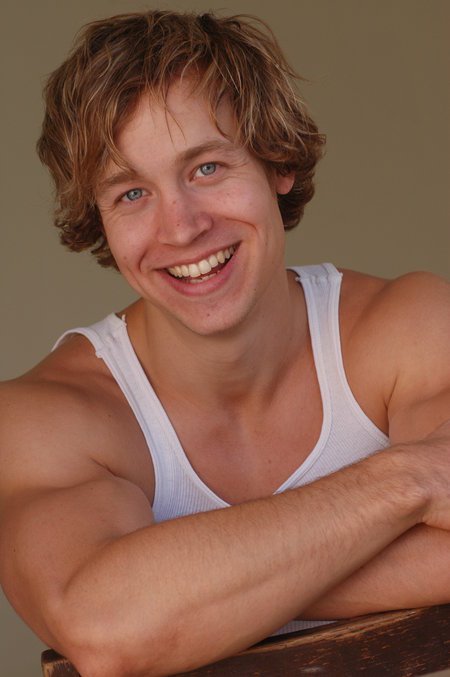 Фото - Филлип Ван Дайк: 450x677 / 42 Кб