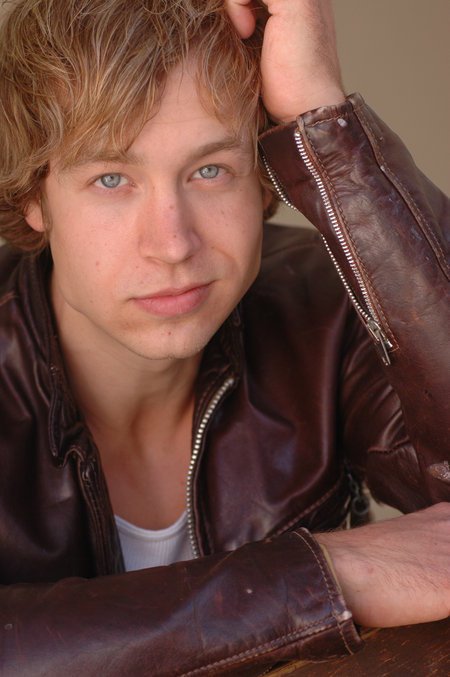 Фото - Филлип Ван Дайк: 450x677 / 52 Кб