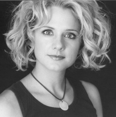 Фото - Кэролайн Кинэн: 450x454 / 33 Кб