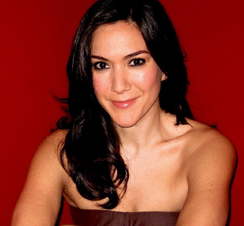 Фото - Надя Дажани: 841x780 / 76 Кб