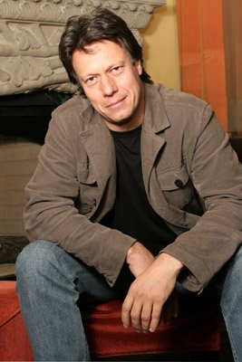 Фото - Гэвин Худ: 267x400 / 26 Кб