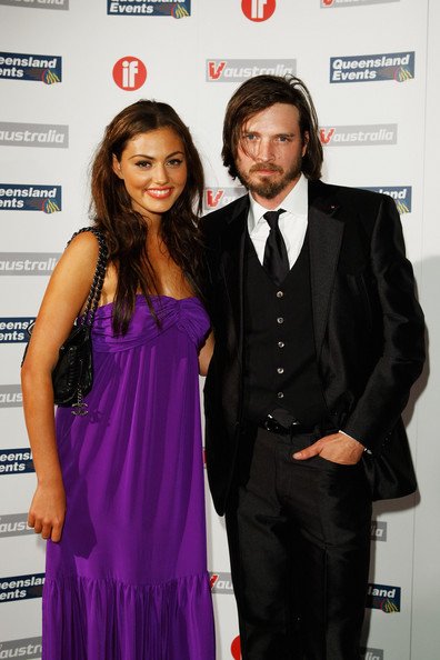 Фото - Аден Янг: 396x594 / 48 Кб