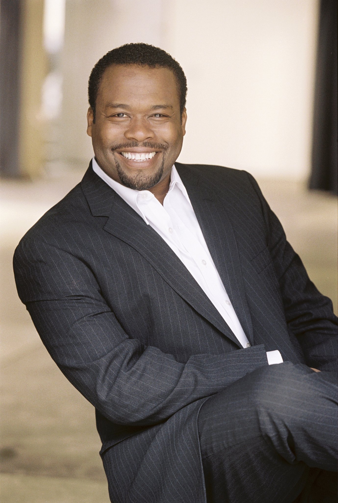 Фото - Чарльз Эмметт: 1379x2048 / 448 Кб