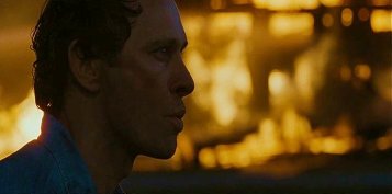 Фото - Бретт Рикаби: 357x177 / 11 Кб