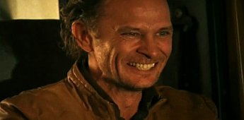 Фото - Бретт Рикаби: 345x170 / 10 Кб