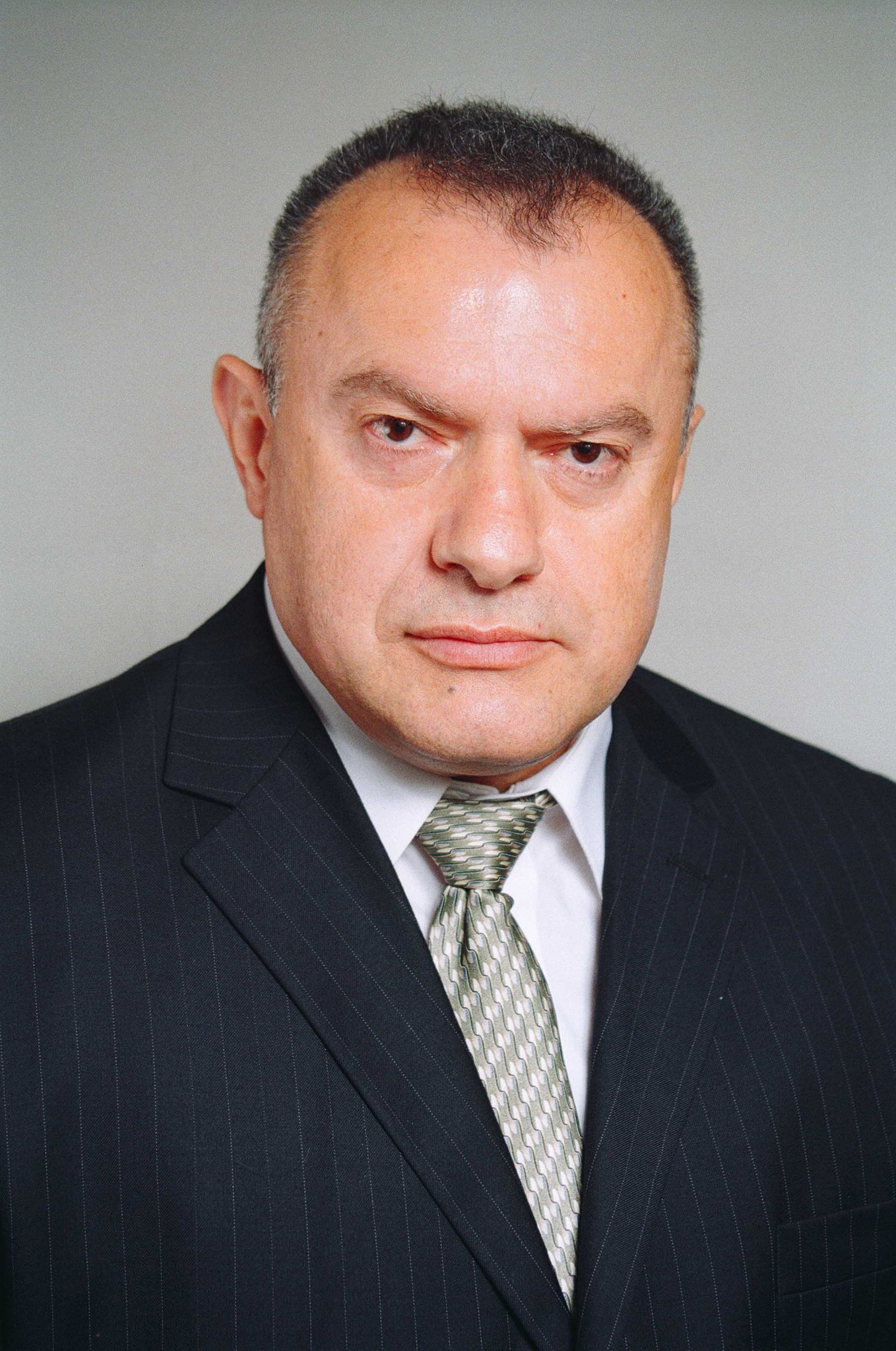 Фото - Shaunt Benjamin: 1358x2048 / 512 Кб