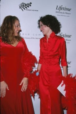 Фото - Кэти Нэджими: 269x400 / 19 Кб