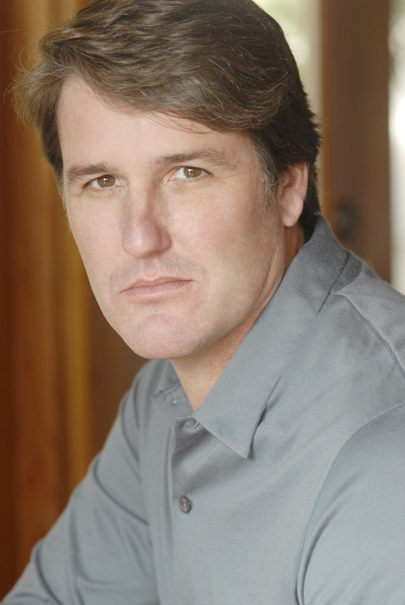 Фото - Kerry Hoyt: 1371x2048 / 329 Кб