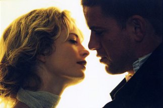 Фото - Мария Бонневи: 323x215 / 13 Кб