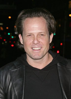 Фото - Дин Уинтерс: 289x400 / 19 Кб