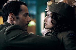 Фото - Мари Жиллен: 300x200 / 12 Кб