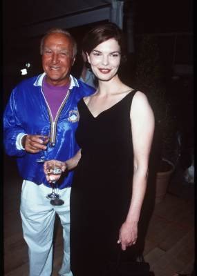 Фото - Джинн Трипплхорн: 285x400 / 18 Кб