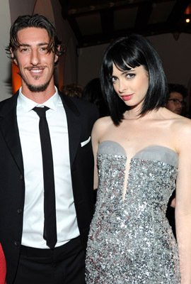 Фото - Эрик Бальфур: 270x400 / 28 Кб