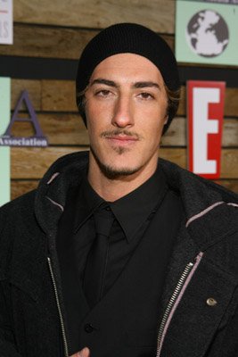 Фото - Эрик Бальфур: 267x400 / 21 Кб