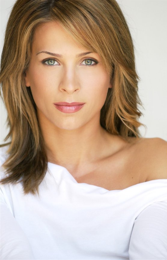 Фото - Кристина Кокс: 556x866 / 63 Кб