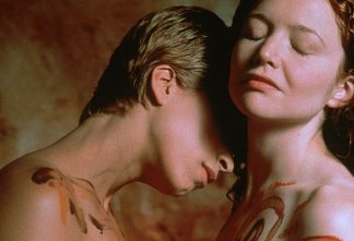 Фото - Кристина Кокс: 324x221 / 15 Кб