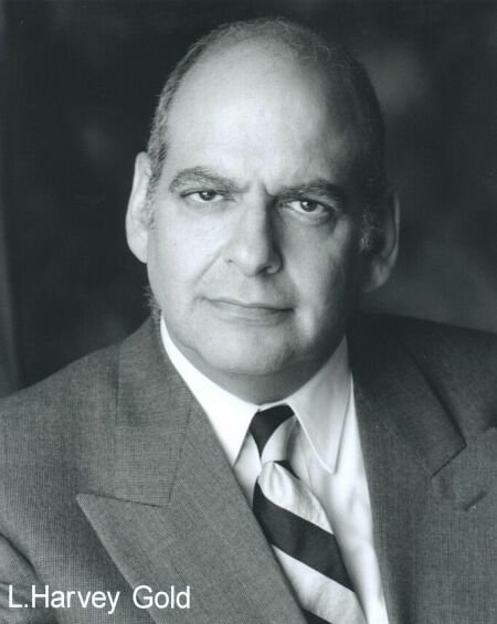 Фото - Л. Харви Гоулд: 450x565 / 35 Кб