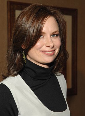 Фото - Мэри Линн Райскаб: 293x400 / 22 Кб