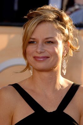 Фото - Мэри Линн Райскаб: 265x400 / 21 Кб