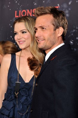 Фото - Джасинда Бэррет: 263x400 / 22 Кб