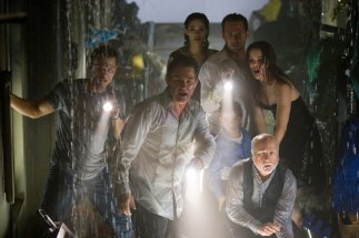 Фото - Джасинда Бэррет: 323x215 / 18 Кб