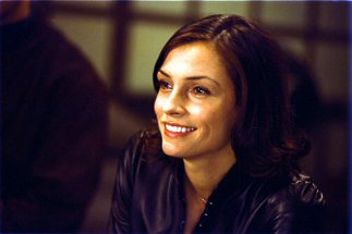 Фото - Фамке Янссен: 323x215 / 12 Кб