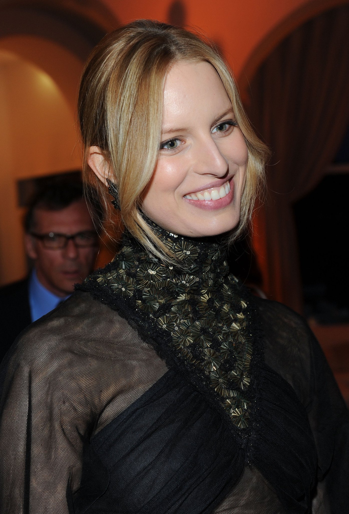 Фото - Каролина Куркова: 1394x2048 / 564 Кб