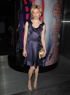 Фото - Элизабет Бэнкс: 294x400 / 23 Кб