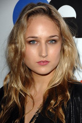 Фото - Лили Собески: 266x400 / 26 Кб