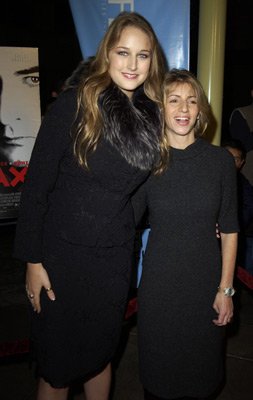 Фото - Лили Собески: 253x400 / 18 Кб