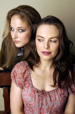 Фото - Лили Собески: 263x400 / 30 Кб