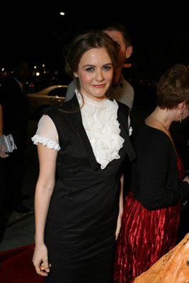 Фото - Алисия Сильверстоун: 267x400 / 20 Кб