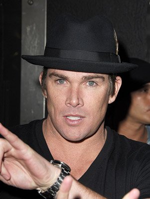 Фото - Mark McGrath: 301x400 / 24 Кб