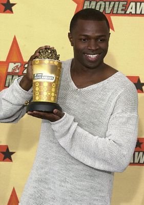 Фото - Шон Патрик Томас: 281x400 / 31 Кб