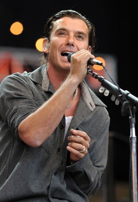 Фото - Гэвин Россдэйл: 273x400 / 23 Кб