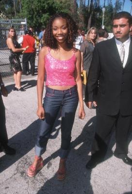 Фото - Брэнди Норвуд: 272x400 / 28 Кб