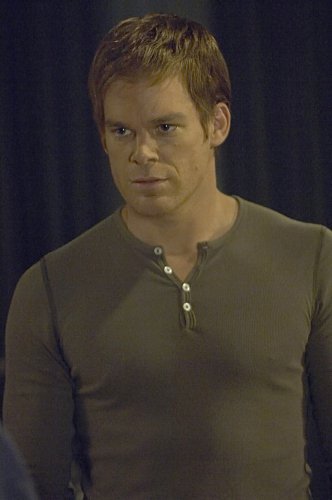 Фото - Майкл С. Холл: 332x500 / 22 Кб