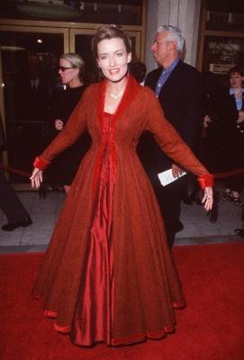 Фото - Наташа МакЭлхоун: 271x400 / 19 Кб