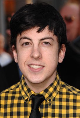 Фото - Кристофер Минц-Плассе: 273x400 / 23 Кб