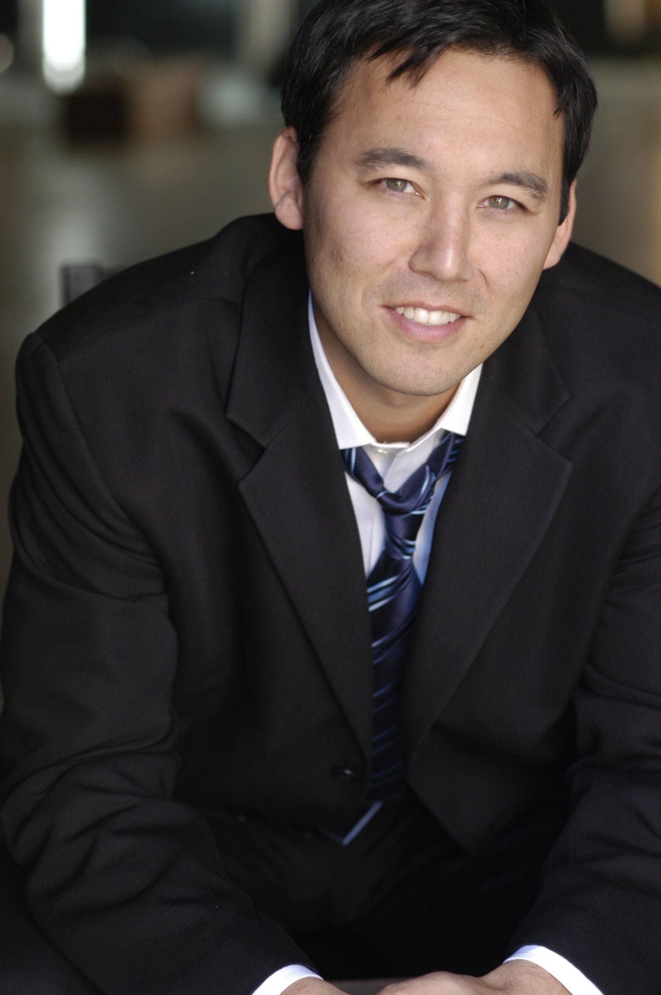 Фото - Steve Byrne: 1362x2048 / 247 Кб