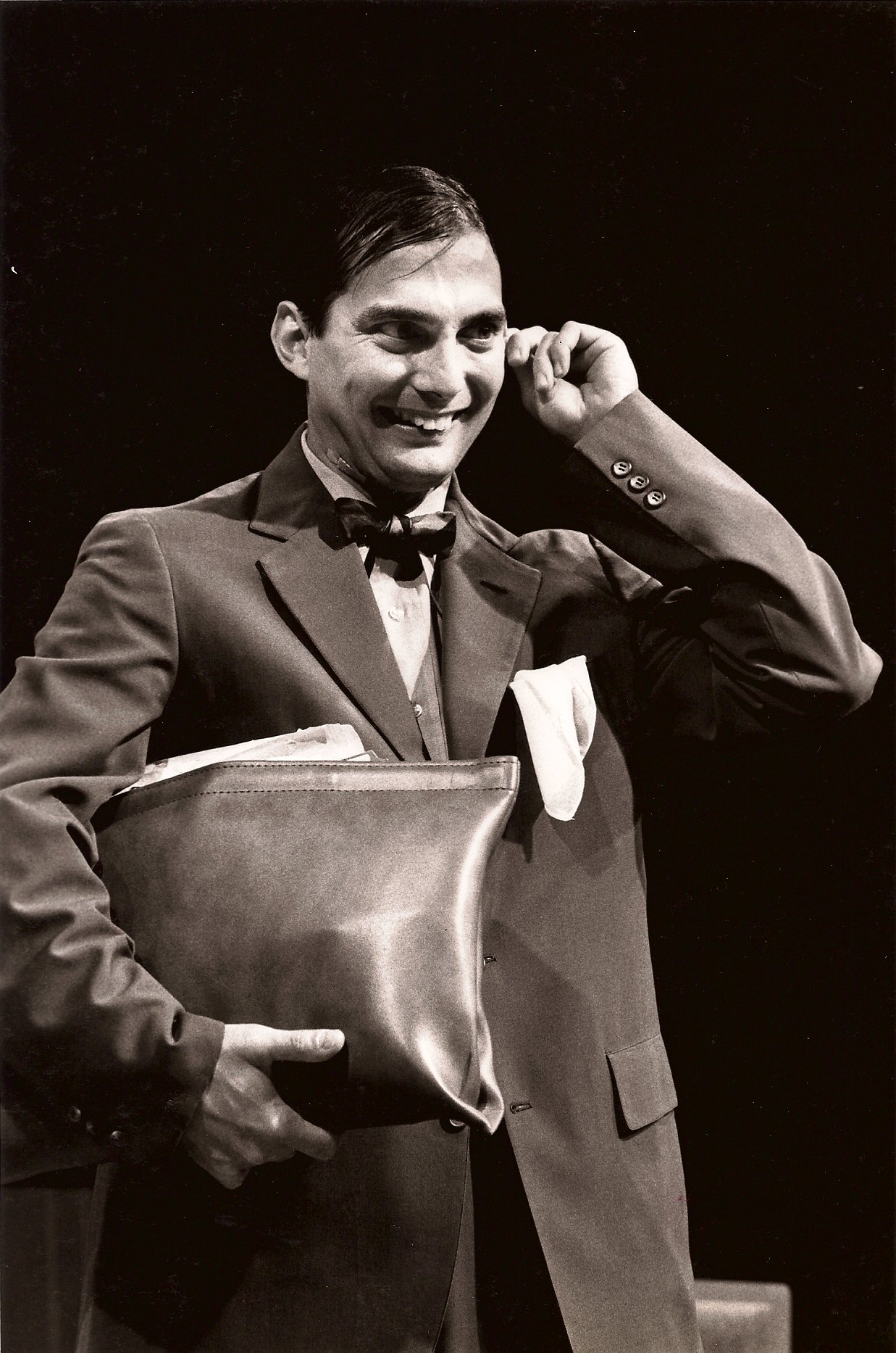 Фото - Jonathan Nichols: 1237x1866 / 380 Кб