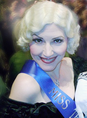 Фото - Сьюзи Брэк: 360x489 / 33 Кб